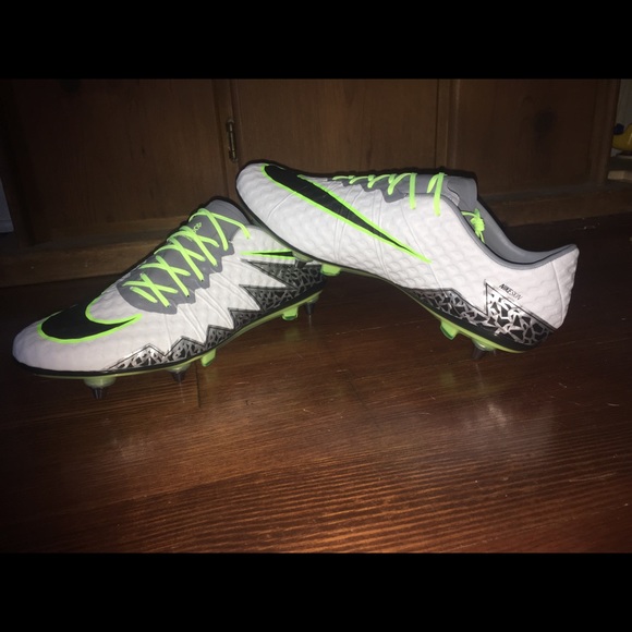 Nike HyperVenom Phinish Pro sg Anti Clog - Picture 4 of 7